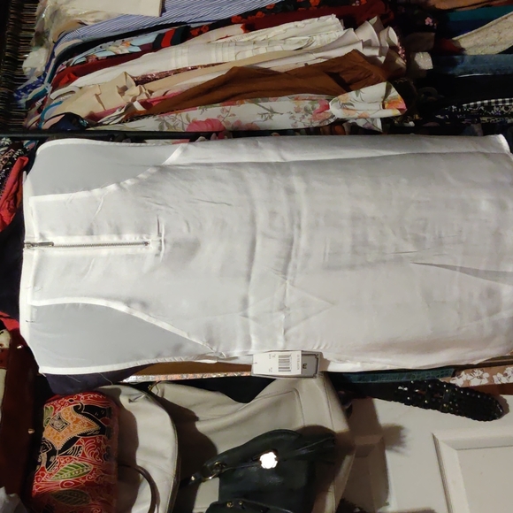 Rampage 🤍 white studded sheer accent sleeveless top - Picture 5 of 9